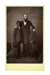 Twee jongens van het Congo Training Institute for African Students, Llangollen, Wales, 1886 (albumine print) door Lettsome and Sons